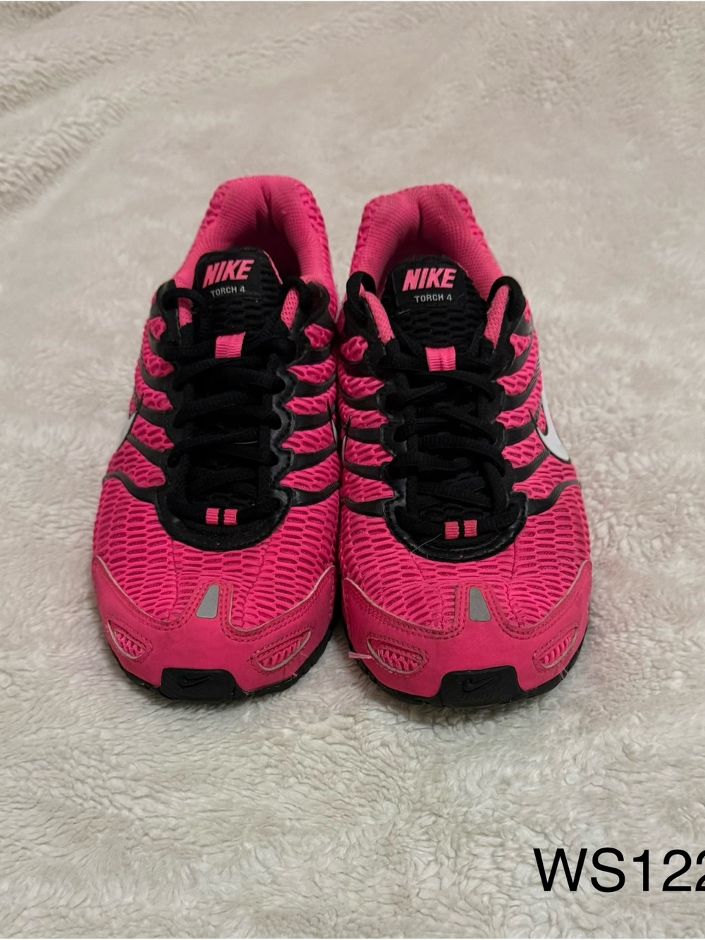 Nike Torch 4 Women's Running Shoes - Hot Pink and Black
